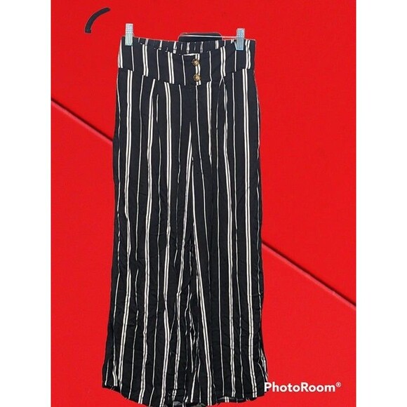 Women's‎ Hollister Gaucho Pant Size XS (C47) - Picture 2 of 2
